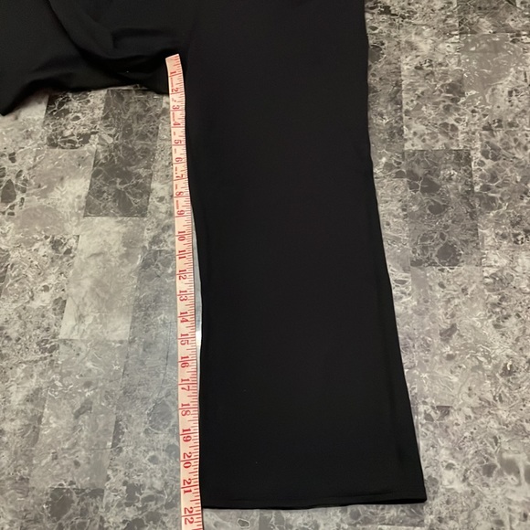 Athleta crop leggings - Picture 2 of 8